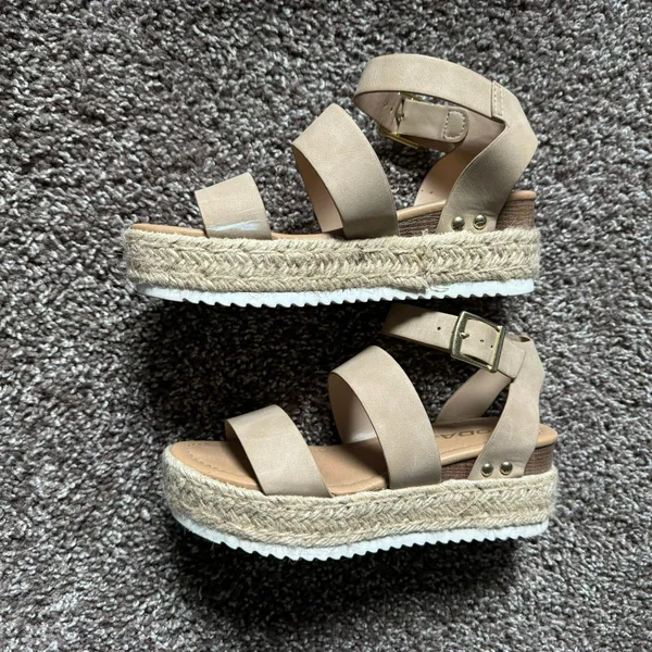 Soda Platform Sandal - Image 3