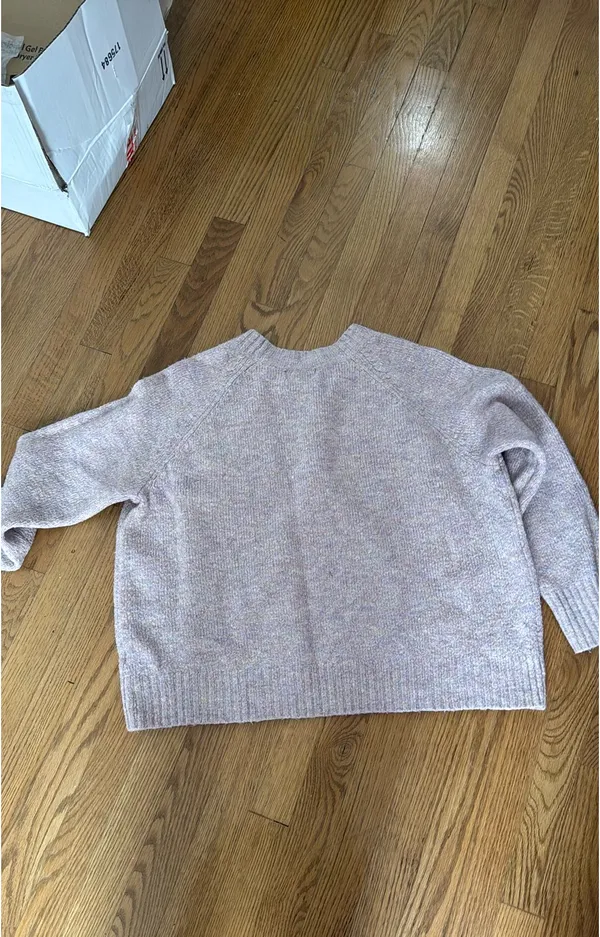 Old Navy Sweater - Image 2