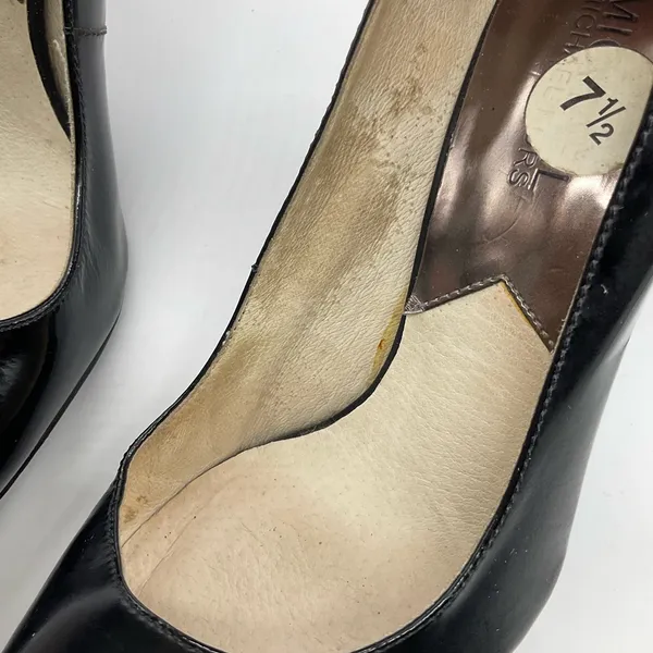 MICHAEL KORS LEATHER‎ ZIPPER BACK PUMPS - Image 11