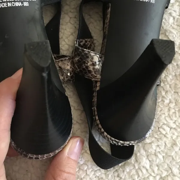 ‎Dress Barn Walda snake skin heels size 6 - Image 7