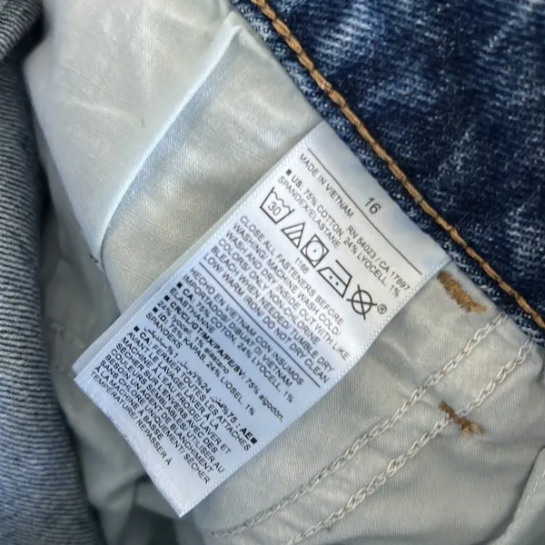 Old Navy Extra High-Rise Kicker Boot-Cut Denim Jeans 16 - Image 8