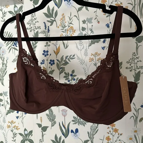 SKIMS FITS EVERYBODY LACE UNDERWIRE BRA COCOA 44D brown‎ NWT - Image 4
