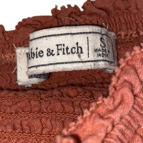 Abercrombie & Fitch Ruched Crop Top Size S - Image 3