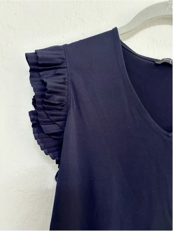 Women's Tahari Navy Ruffle Sleeve V-Neck Tee Size S - Image 8