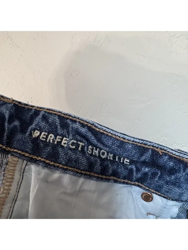 American Eagle Dark Wash Stretch Perfect Shortie Denim Shorts Cuffed Raw Hem 00 - Image 4