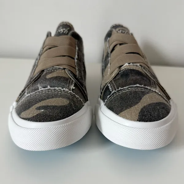 NEW Blowfish Marley Slip On Sneaker Natural Camouflage Canvas Brown Size 8.5 - Image 5