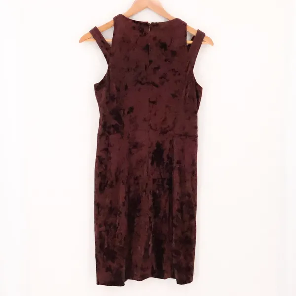 Maggy London Crushed Velvet Sheath Dress Womens Size 6 Burgundy Whimsigoth Party - Image 4