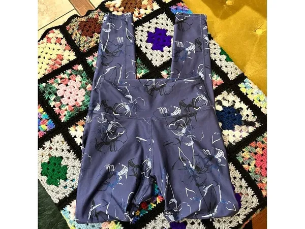 Fabletics Purple Floral High Rise Leggings Size Small - Image 7