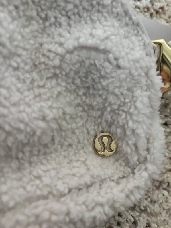 Lululemon Sherpa Fanny Pack Cream Everywhere Belt Bag Fleece - Image 3