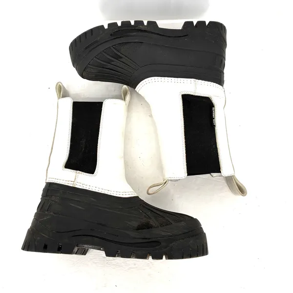 Axel Arigato Rain Boots Womens 7.5 White Leather Black Chelsea Duck Boots - Image 4