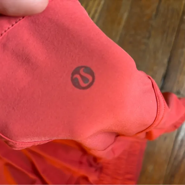 Lululemon Coral Hottie Hot Shorts 4” - Image 3