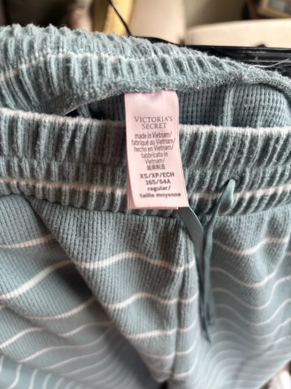 Victoria's Secret Pajama Set - Image 7