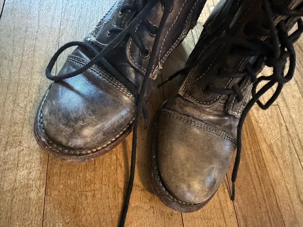 Bed Stu Boots Distressed Leather - Image 9