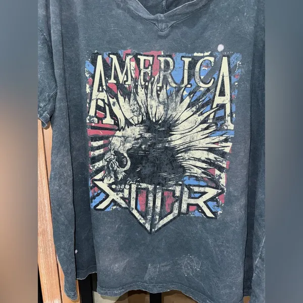 Hot Topic Akira america rock graphic tee wide v boat neck acid wash faded Tshirt skull - Image 7