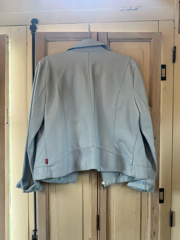 Levi's light blue leather jacket - Image 2