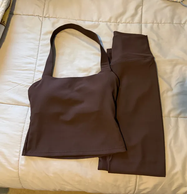 Wilo The Label brown halter ribbed workout set - XS top and S leggings - Image 3