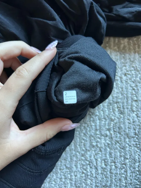 Lululemon Dance Studio Joggers - Image 4