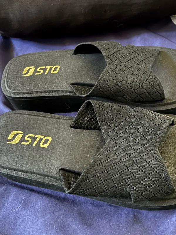 Women’s Black Crisscross Slide Sandals – Easy Slip-On Comfort - Image 5