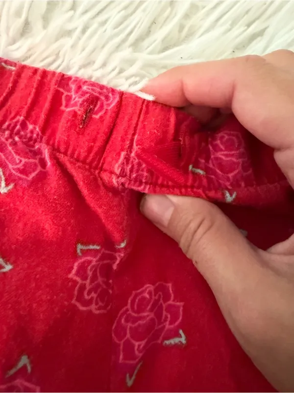 🩷 3/$18 Victoria's Secret Rose Print Pajama Lounge Pants Red Large Modal Cotton - Image 3