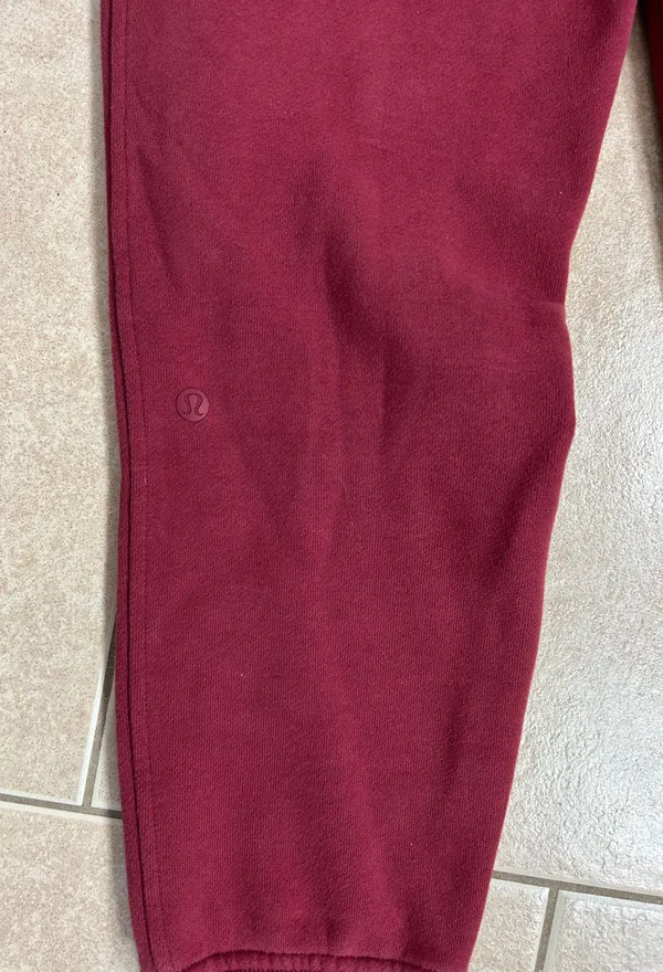 Lululemon Scuba Sweatpants - Image 4