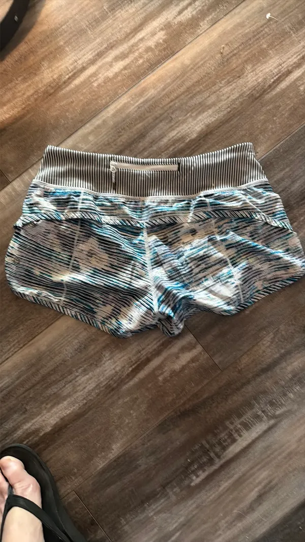 Lululemon Speed Up Shorts 2.5" - Image 4