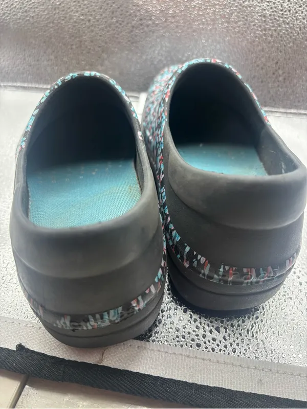 Crocs Womens Neria Pro Triple Comfort Floral Rubber Clogs Shoes Size 6 Nursing - Image 4