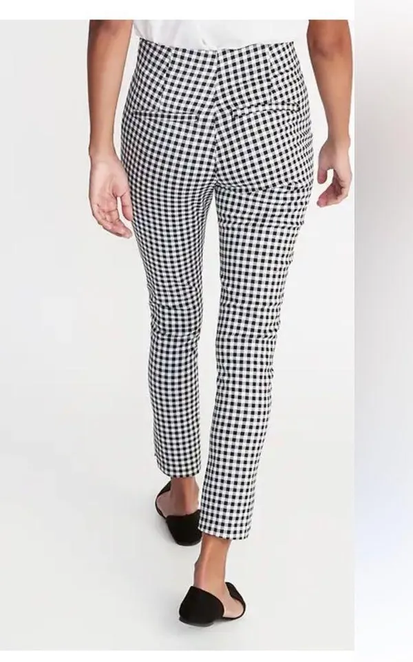 Old Navy High-Waisted Gingham Pixie Ankle Pants ✨NWT✨ - Image 3