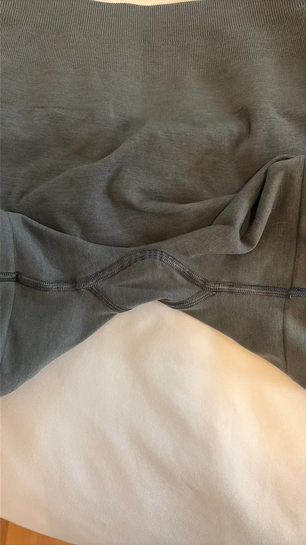 Alphalete Amplify Gray Shorts - Image 15