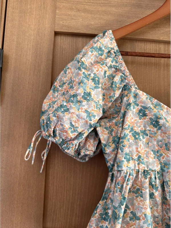 English Factory Women's Floral Puff Sleeve Top Teal, Orange & Cream size Large - Image 5