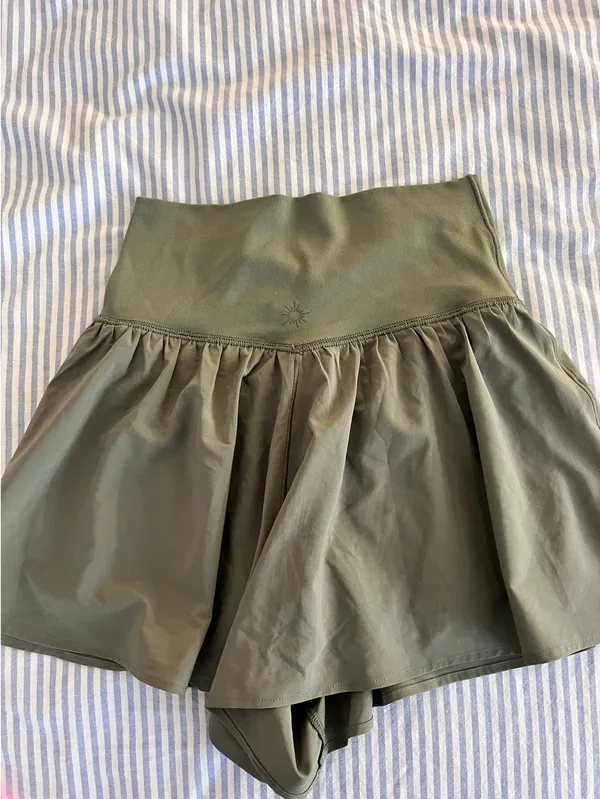 OFFLINE by Aerie Flowy Crossover Shorts - Image 2