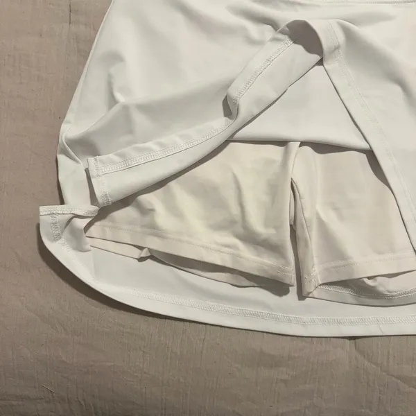 white workout skirt Size M - Image 3
