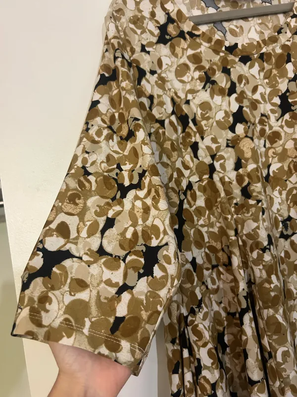 Taupe Tunic with Circle Design Brown Size L - Image 2