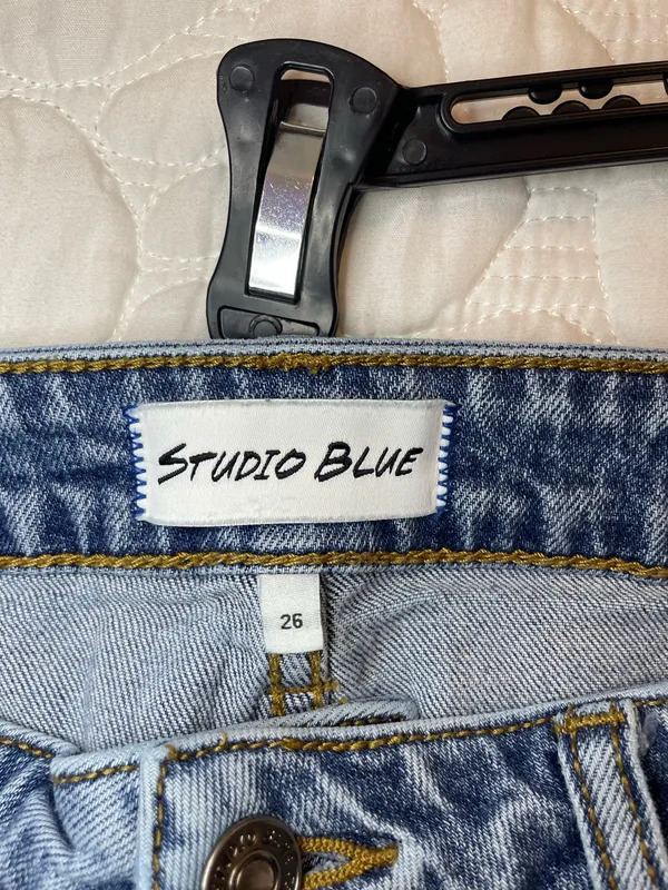 Studio Blue Distressed Boyfriend cut Jeans - Image 3