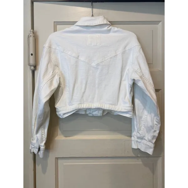 Abercrombie White Cropped Denim Jacket - Image 4