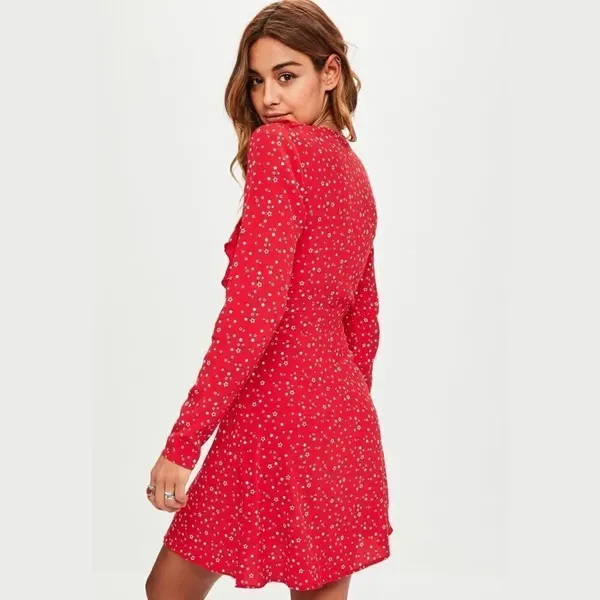 ✨ Red Star Ruffle Detail Tea Dress✨ - Image 4