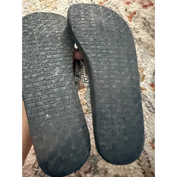 Sanuk‎ Yoga Mat Black Geometric Tribal Print Flip Flops Womens Size 10 Sandals - Image 4