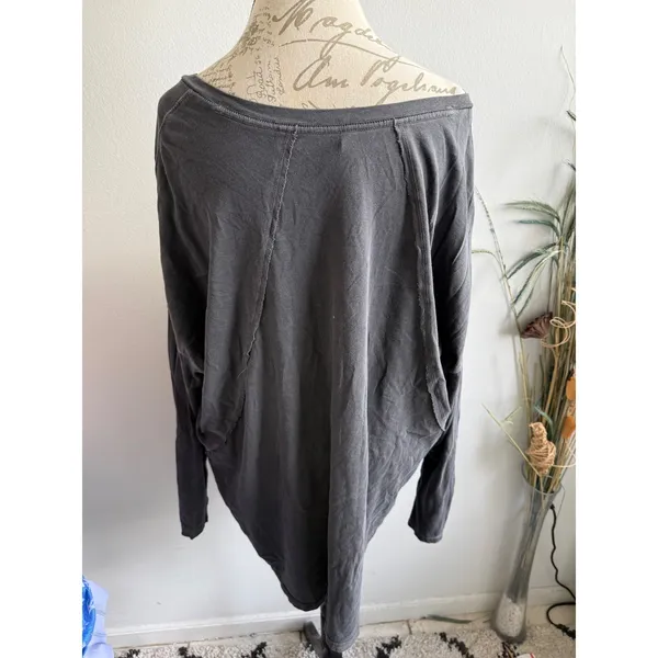 Free People Distressed V Neck Long Sleeve Cotton Top Charcoal‎ Gray Size S - Image 4