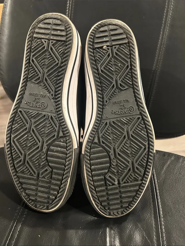 Converse Black and White Unisex Sneakers with Faux Fur - Image 8