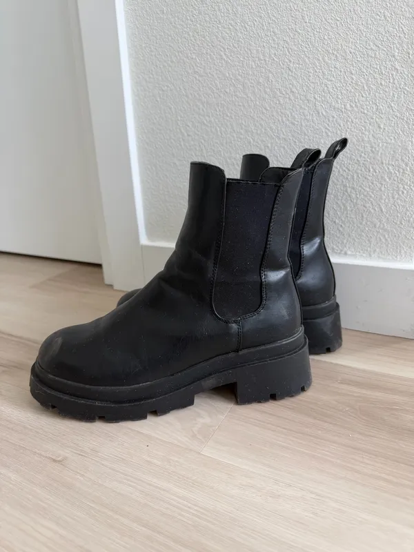 ASOS Design black boots - Image 2