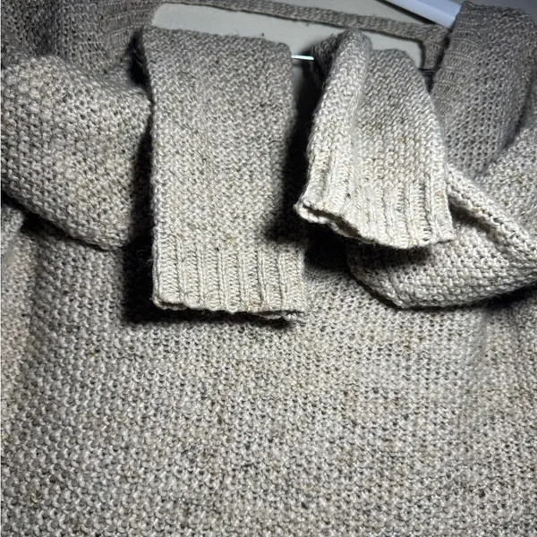 BKE Knit Long Sleeve size S - Image 5