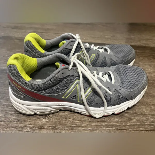 New Balance Gray Athletic Sneakers with Neon Yellow Accents - Image 2
