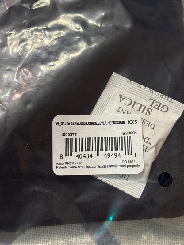Salta Seamless Long-Sleeve Under scrub Navy Size XXS NWT - Image 4