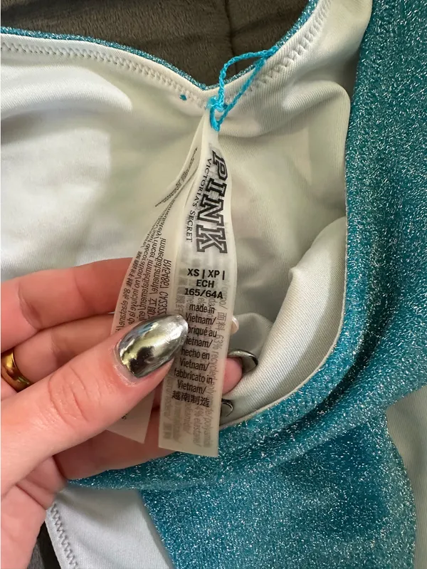 Victoria's Secret Bikini - Image 2