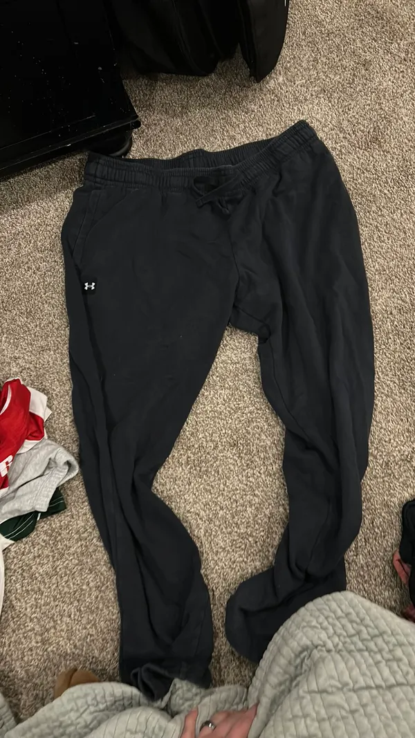 Under Armour Sweatpants XXL black - Image 2