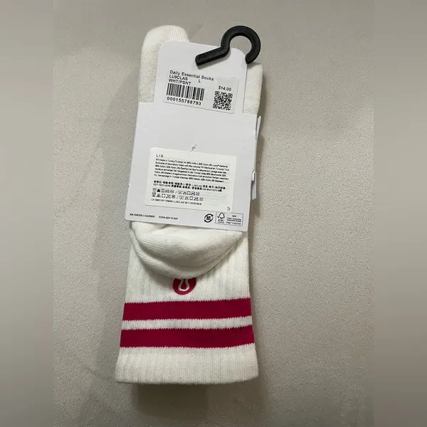 Lululemon NWT Daily Essential Crew White and Pink Athletic Socks Size L Unisex - Image 3