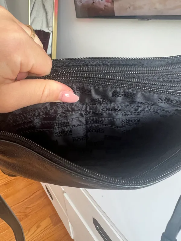 Crossbody - Image 6