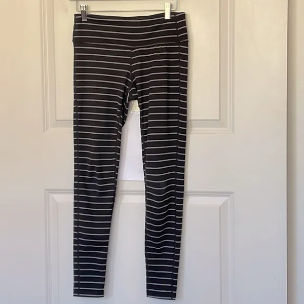 Athleta Chaturanga Ankle Leggings Small Activewear Workout - Image 3