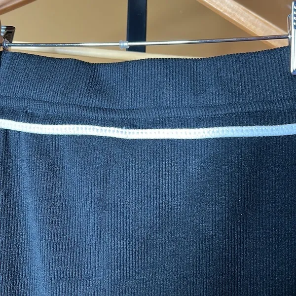 Cider Black Ribbed Skater Skirt Mini Size Small NEW! - Image 2