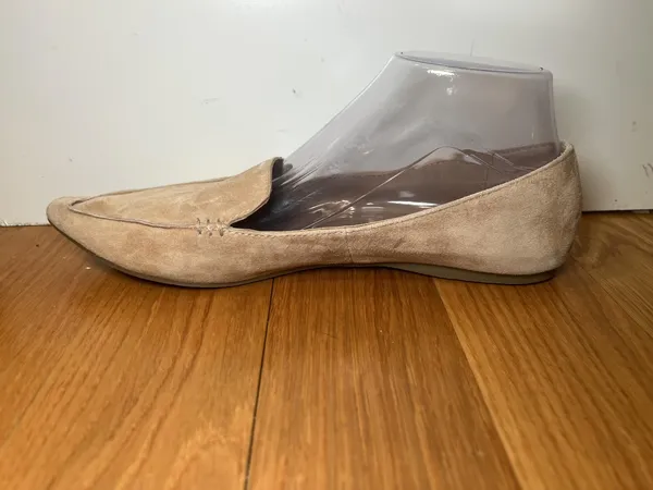 Steve Madden Shoes Womens Size 9 Beige Suede Feather Pointed Toe Loafers - Image 5