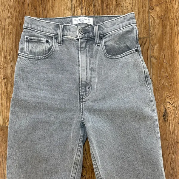 Abercrombie & Fitch The 90s Straight Ultra‎ High Rise Grey Jeans Womens 25/0R - Image 6